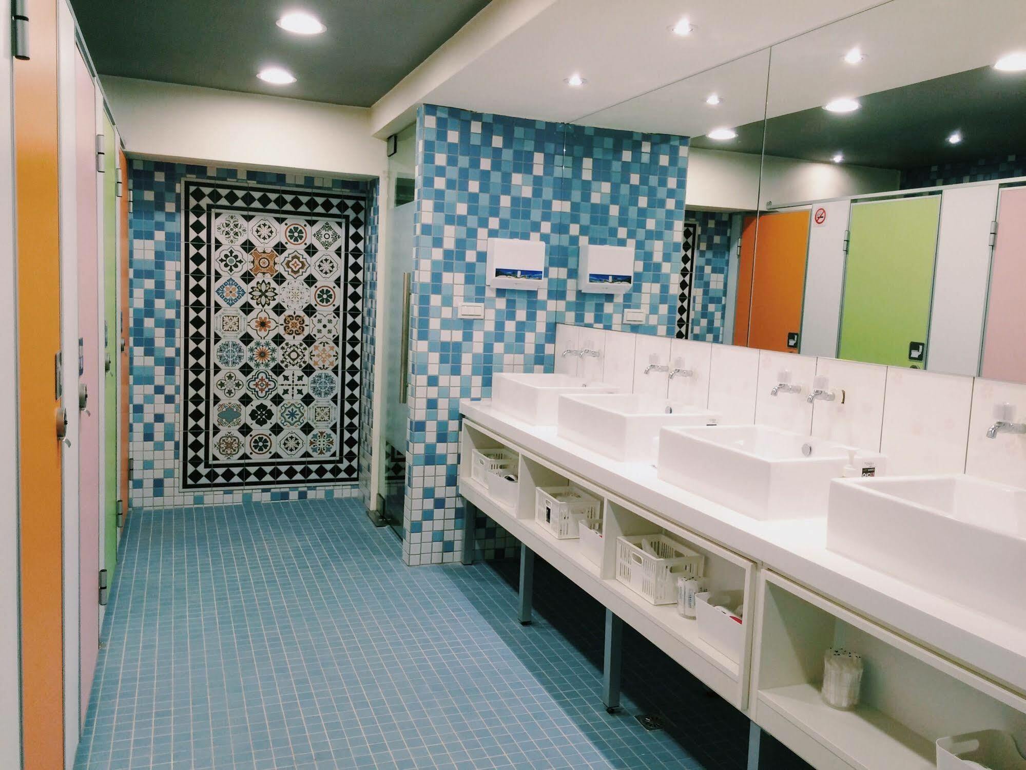 Taipei Livepal Hostel Exterior photo